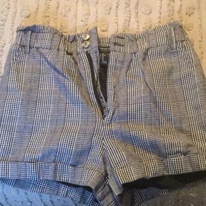 Forever 21 black and white shorts